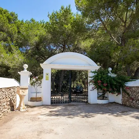 Es Pinar Villa *